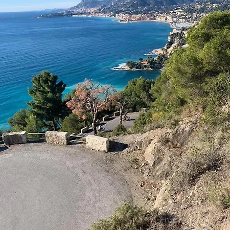 D'arte Διαμέρισμα Mortola Superiore