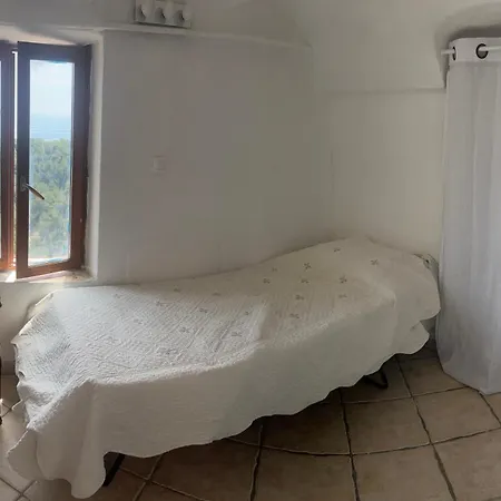 Apartment D'arte Mortola Superiore